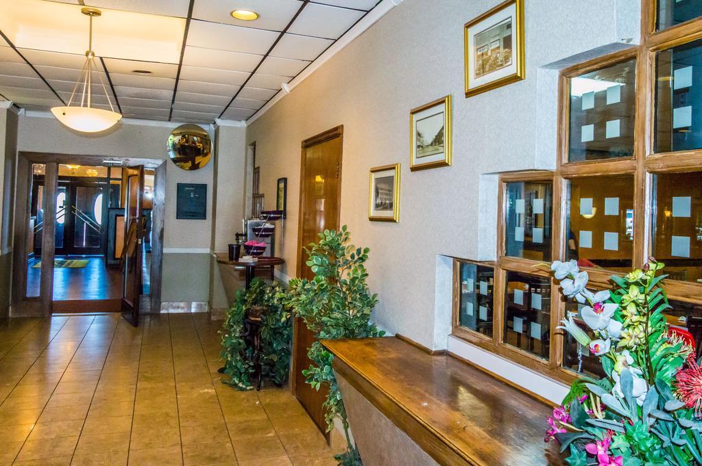 行政会议中心酒店 劳顿 外观 照片